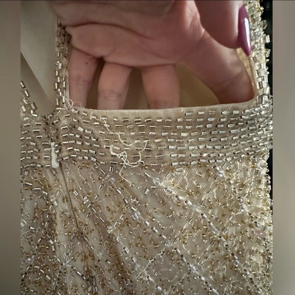 Mac Duggal Lattice Pattern Beaded Gown - Picture 7 of 9